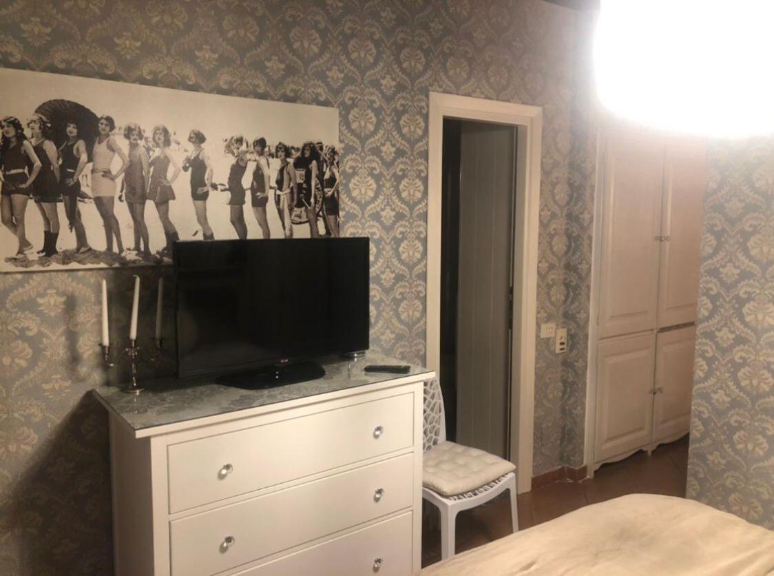 אאוסטה Ancienne Maisonnette מראה חיצוני תמונה